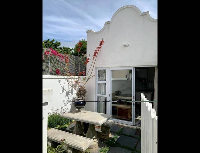 1 BEDROOM PROPERTY TO RENT IN SIGNAL HILL